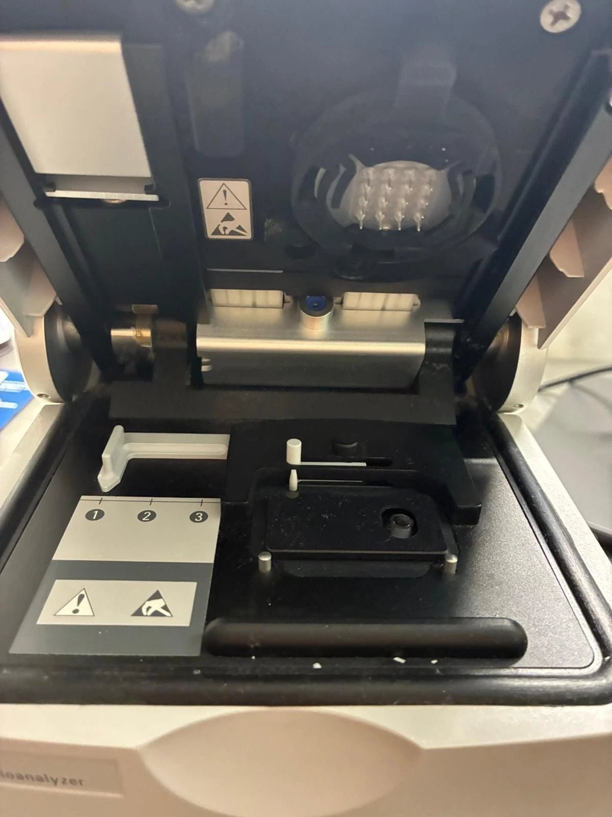 Agilent 2100 Bioanalyzer G2938C 30 Days Warranty