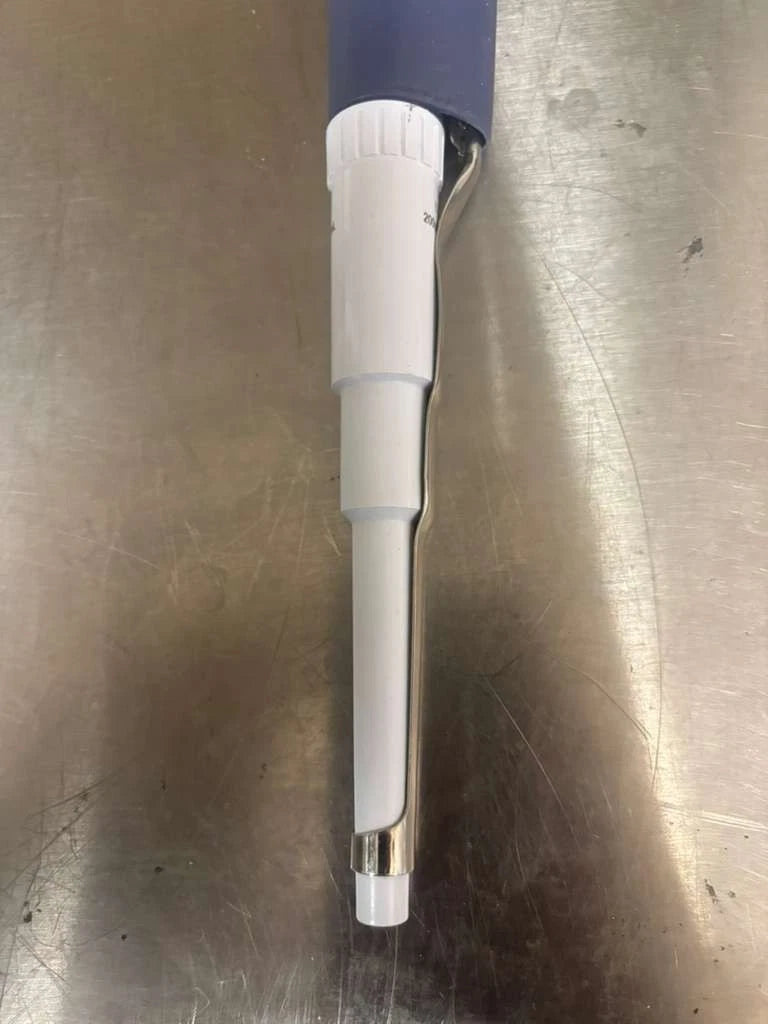 Set of 4 Rainin PipetLite Pipette L:20-1000-2000-5000