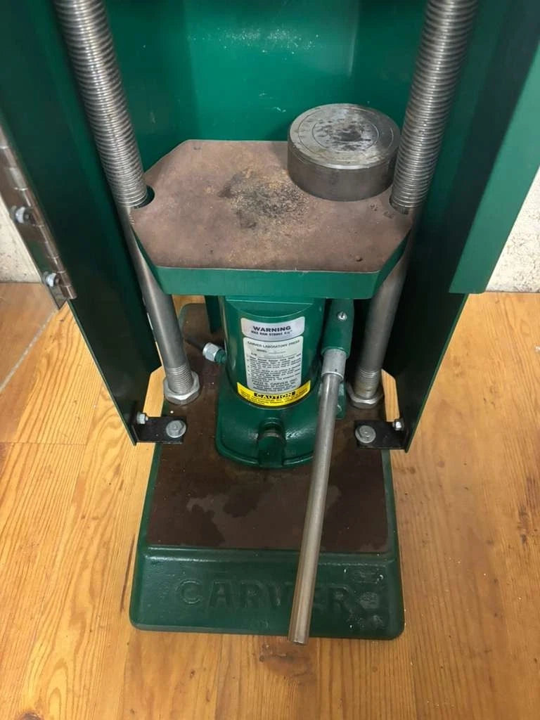 Carver Model C Laboratory Hand Hydraulic Bench Top Press 12 ton