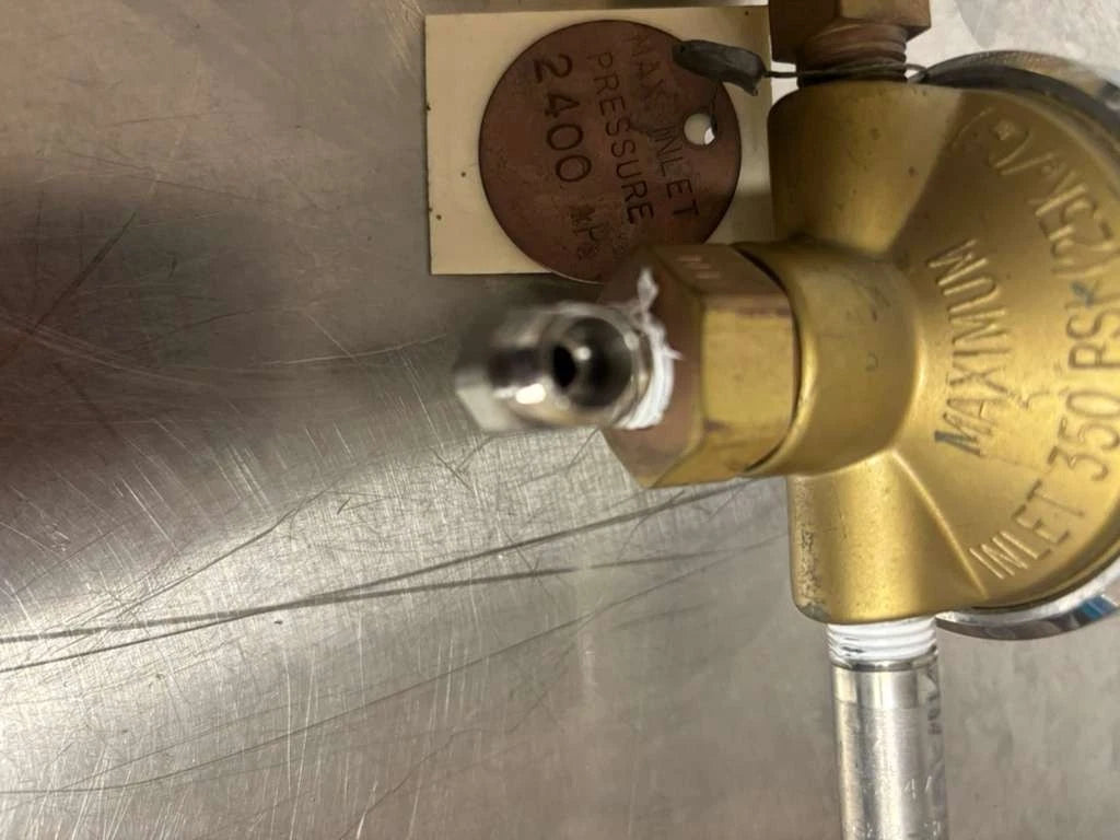 Harris 47-200-CR Compressed Gas Regulator With Connect MERIT-304/304L