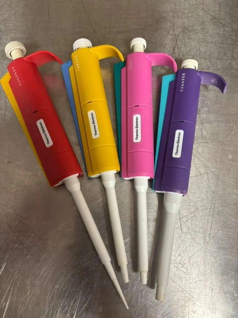 Set of 4 Thermo Electron Finnpipette 0.5-10 5-50 20-200 100-1000uL