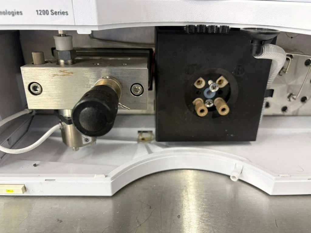 Agilent 1200 Series G1311A Quaternary Pump Power on Tetsted