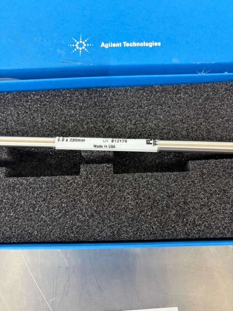 Agilent 880975-306 Zorbax SB-C8 880975-306 3.0X250mm 5-Micron L.N. B12178