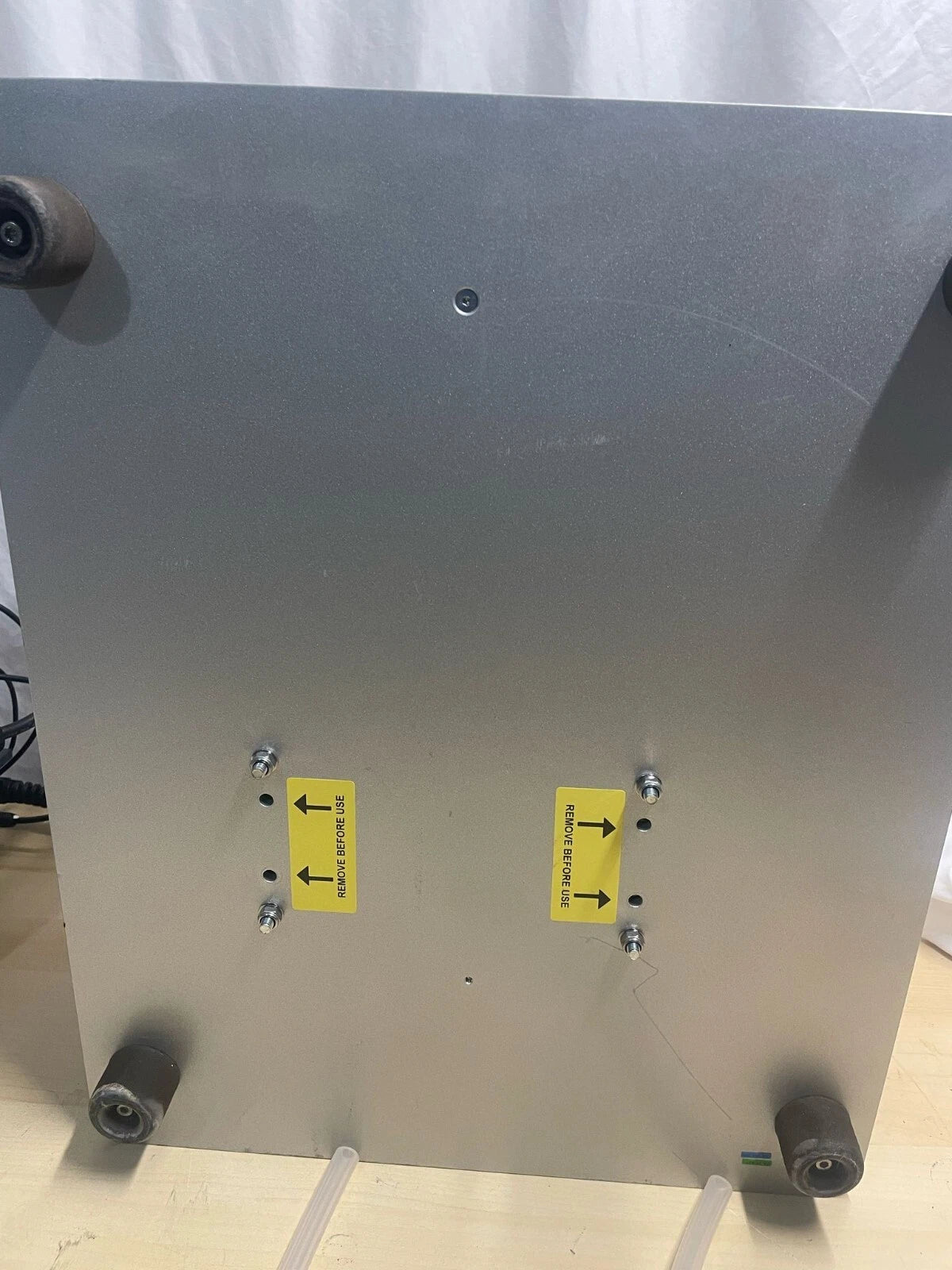 QIAGEN VS04 VACUUM PUMP see picutres and video