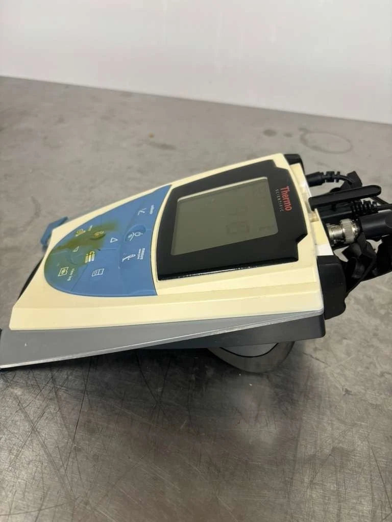 Thermo Scientific Orion 3 StarPLUS With 8157BNUMD ROSS Ultra Epoxy pH/ATC Triode