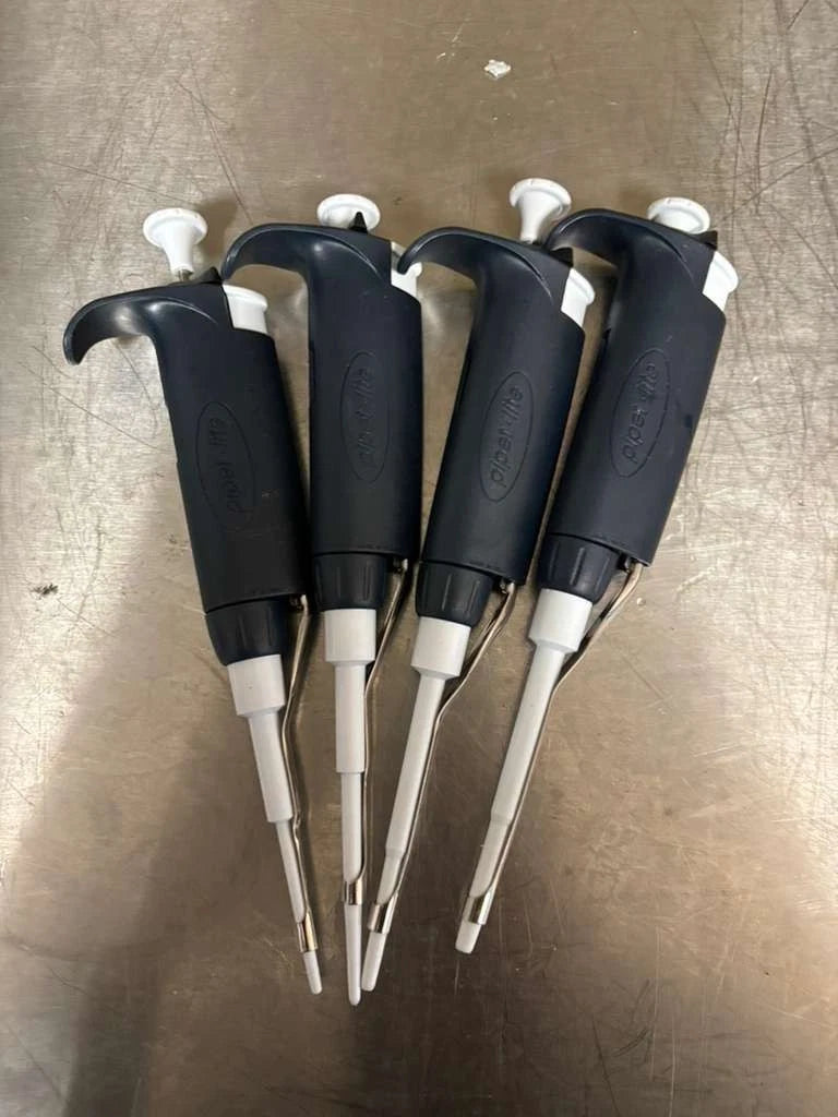 Set Of 4 Rainin PipetLite SL:2-20-100-200