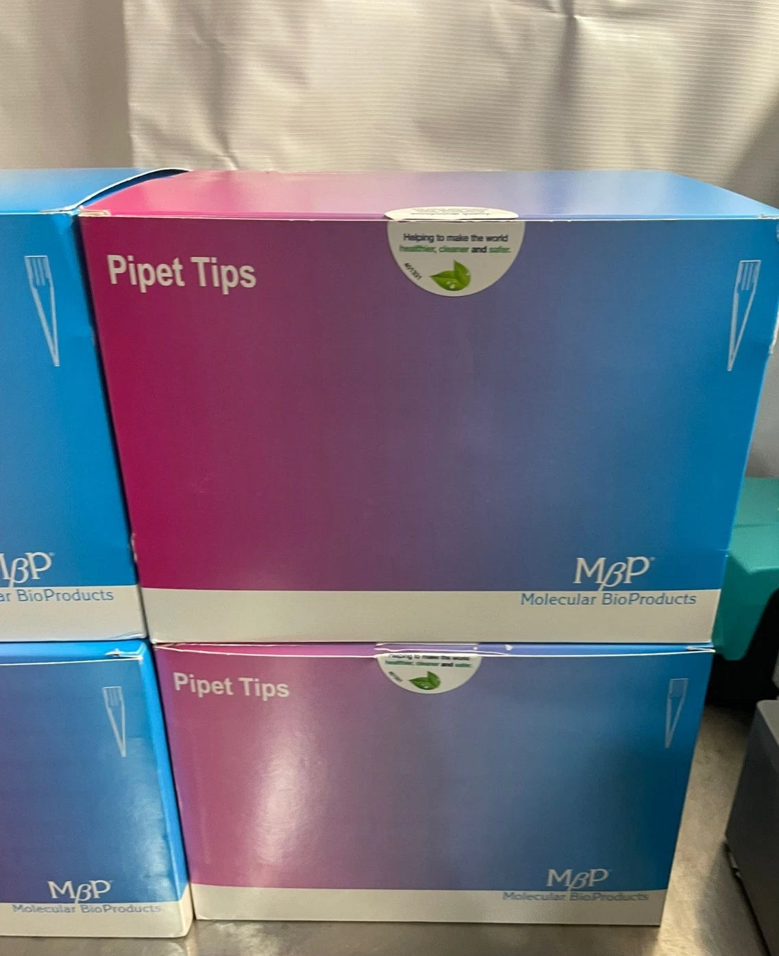 Thermo Molecular BioProductsPure 100 µL -1000 µL Pipet Tips 3581-05 (lot of 4)