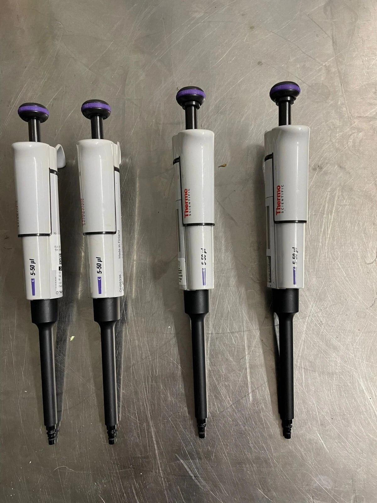 lot of 4 Thermo Scientific™ F1-ClipTip™ 5- 50 uL Single Channel Pipette