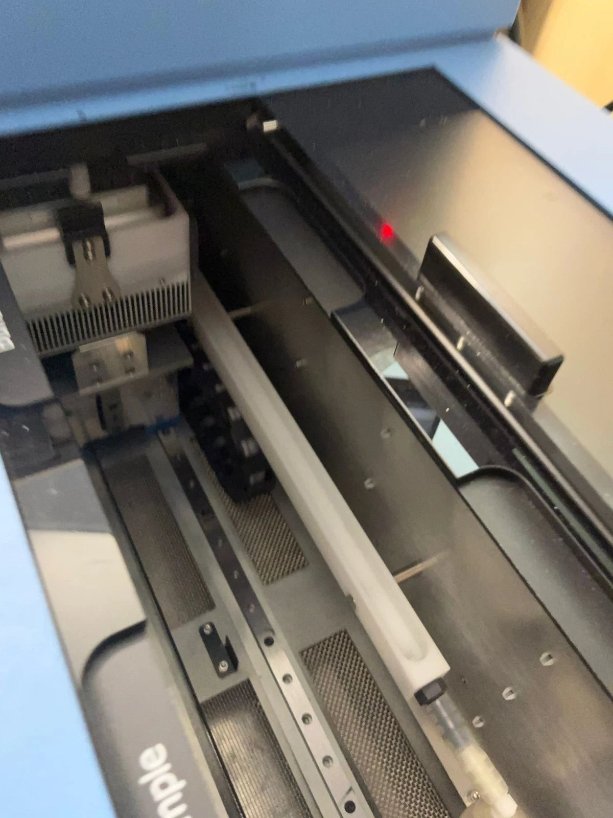 ProteinSimple iCE3 Protein Analyzer With cIEF MicroInjector Next Autosampler