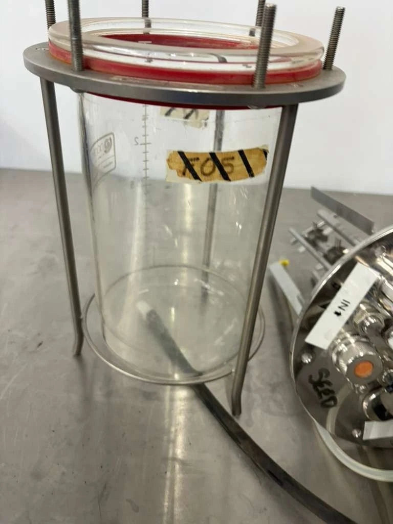 Applikon Biotechnology 3L Glass Bioreactor Vessel with Stainless Steel Headplate