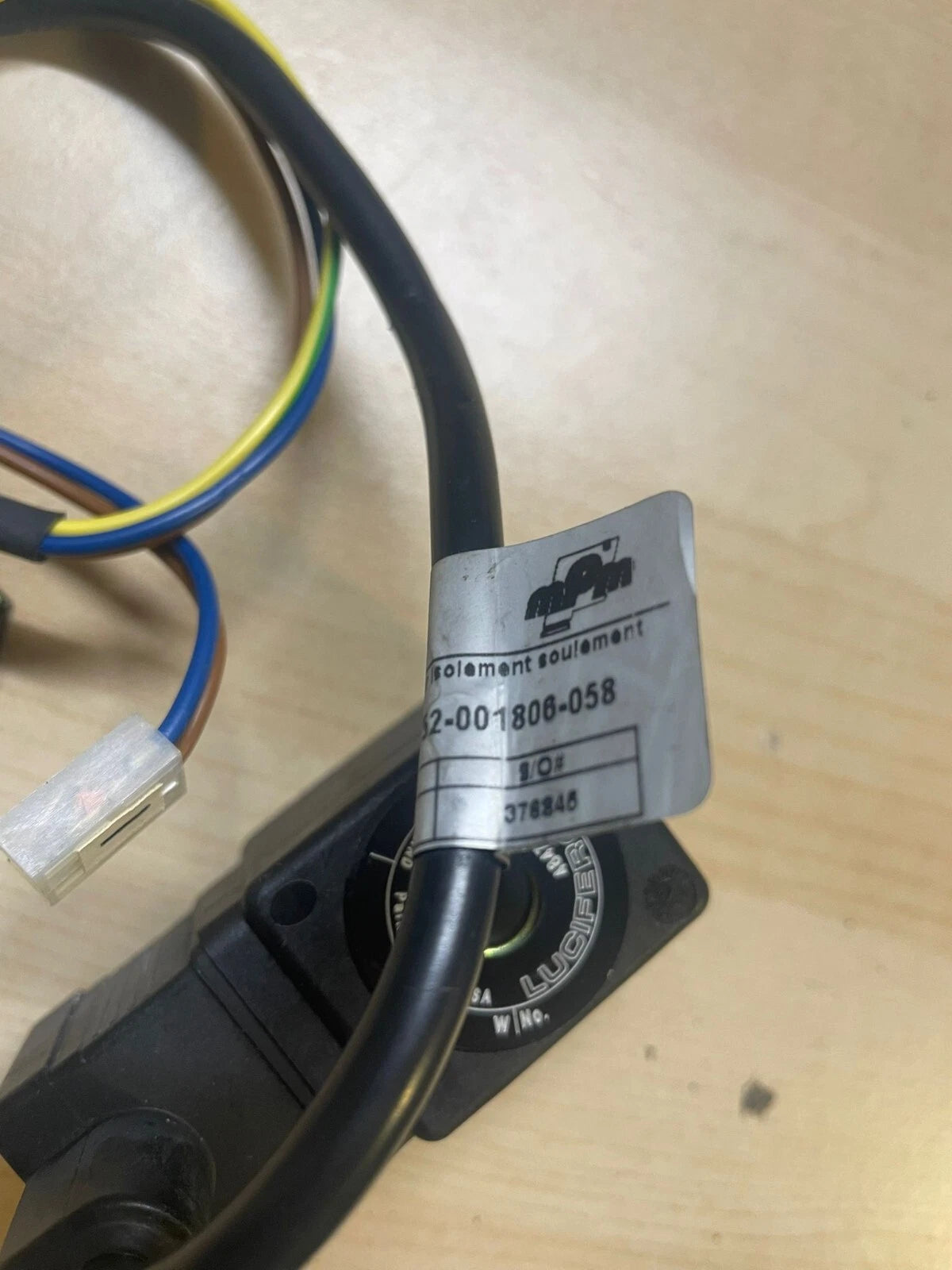 Parker 493500T4 F Lucifer Solenoid Valve: 11W, 110-115V @ 50Hz, 484718
