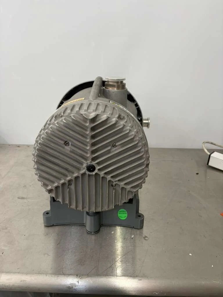 Edwards XDS35i Dry Scroll Vacuum Pump - 44k Hours See Video S/N 096224262