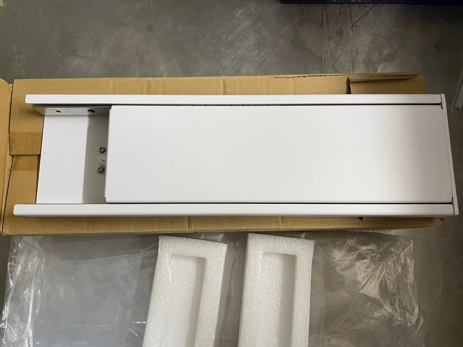 Agilent PN: 5043-1735 InfinityLab Flex Bench