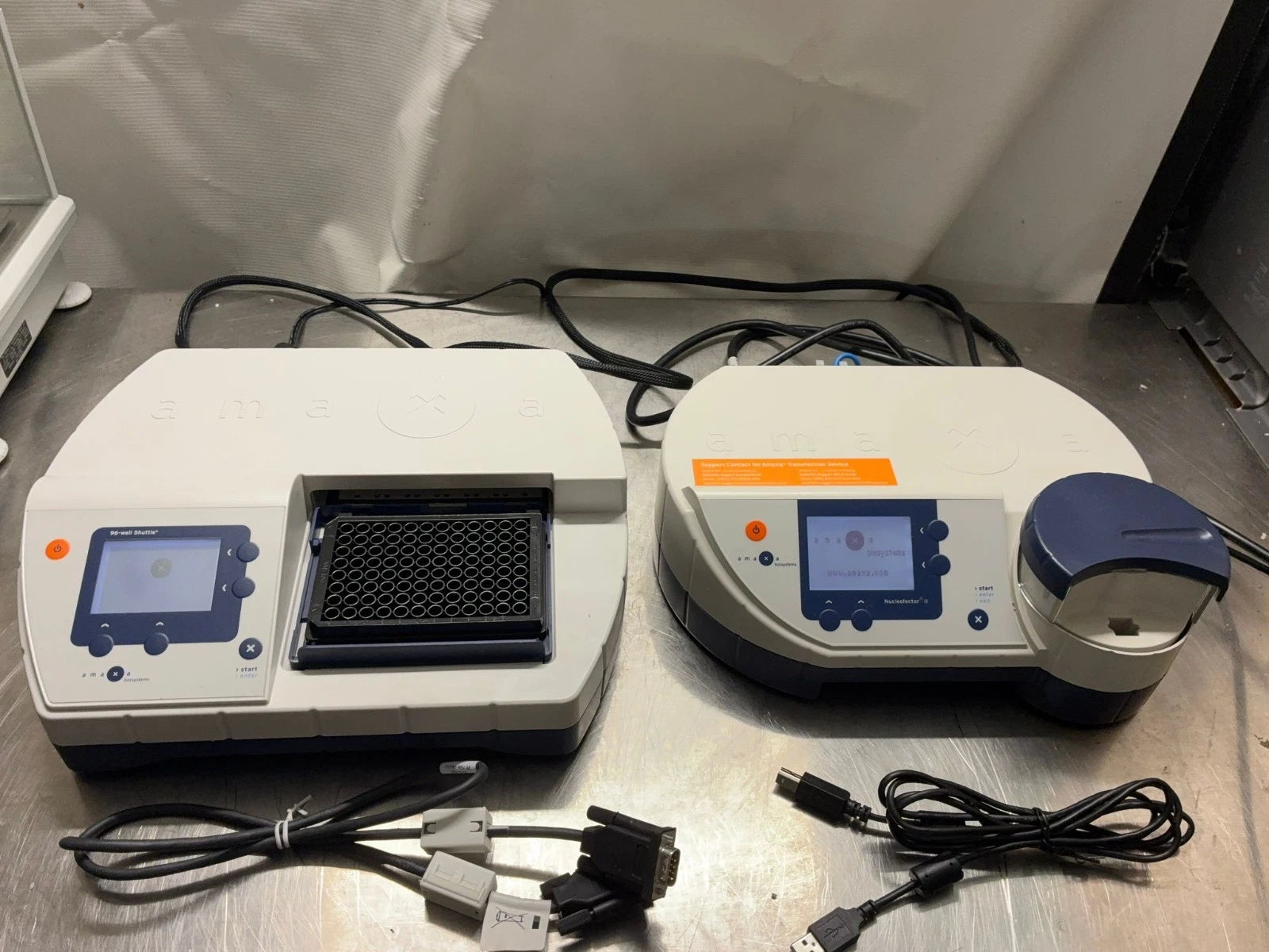 Amaxa Biosystem Nucleofector II Transfector Electroporator and 96-Well Shuttle