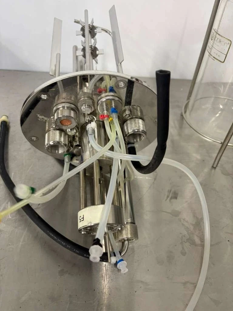 Applikon Biotechnology 3L Glass Bioreactor Vessel with Stainless Steel Headplate