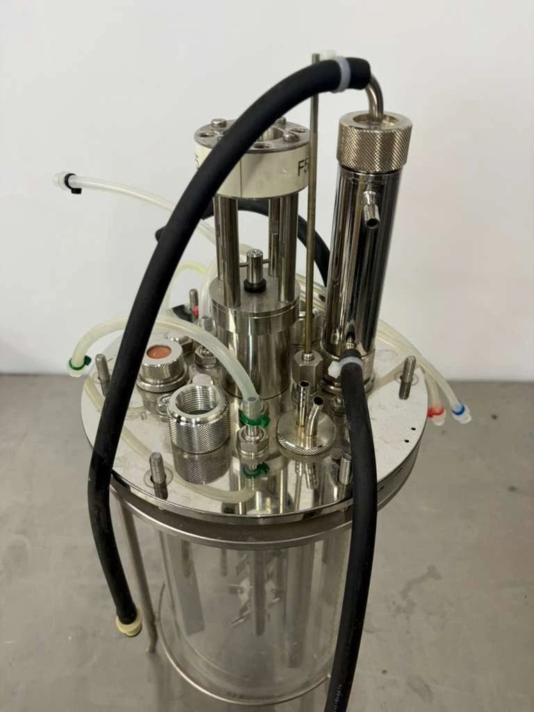 Applikon Biotechnology 3L Glass Bioreactor Vessel with Stainless Steel Headplate