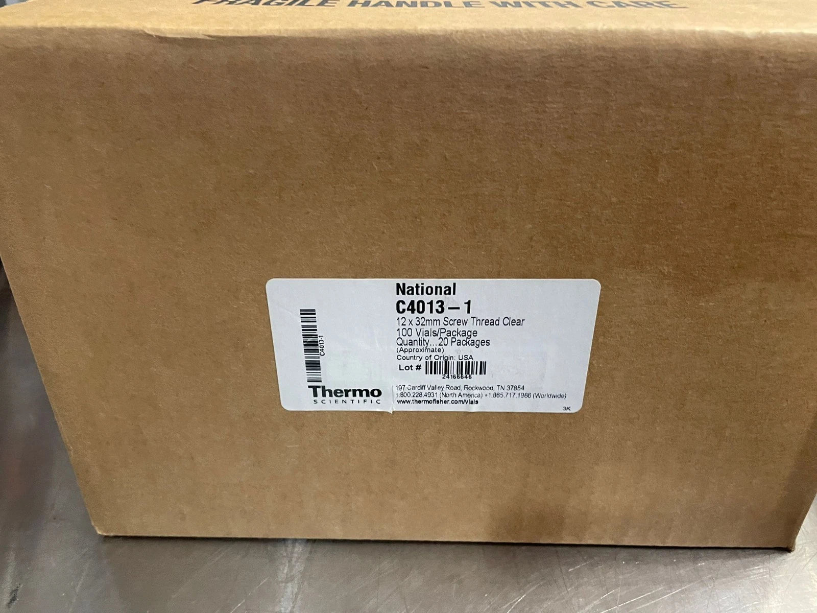 Thermo National Scientific C4013-1 12 x 32mm Screw Thread Vials box with 20 pack