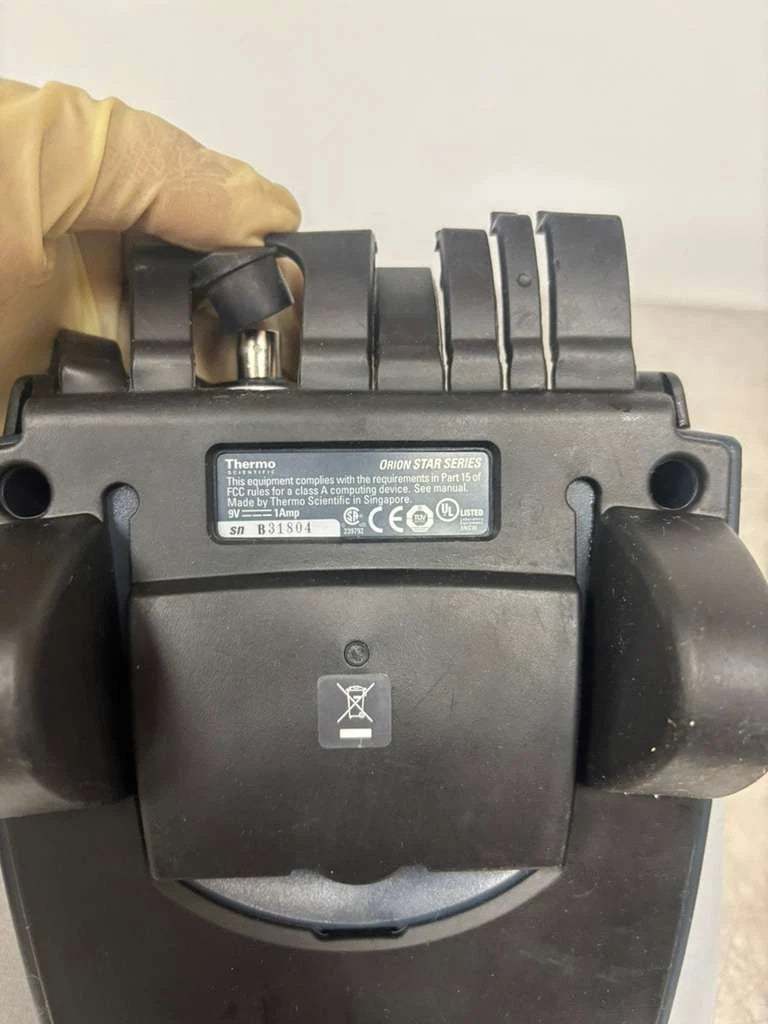 Thermo Scientific Orion 3 StarPLUS With 8157BNUMD ROSS Ultra Epoxy pH/ATC Triode