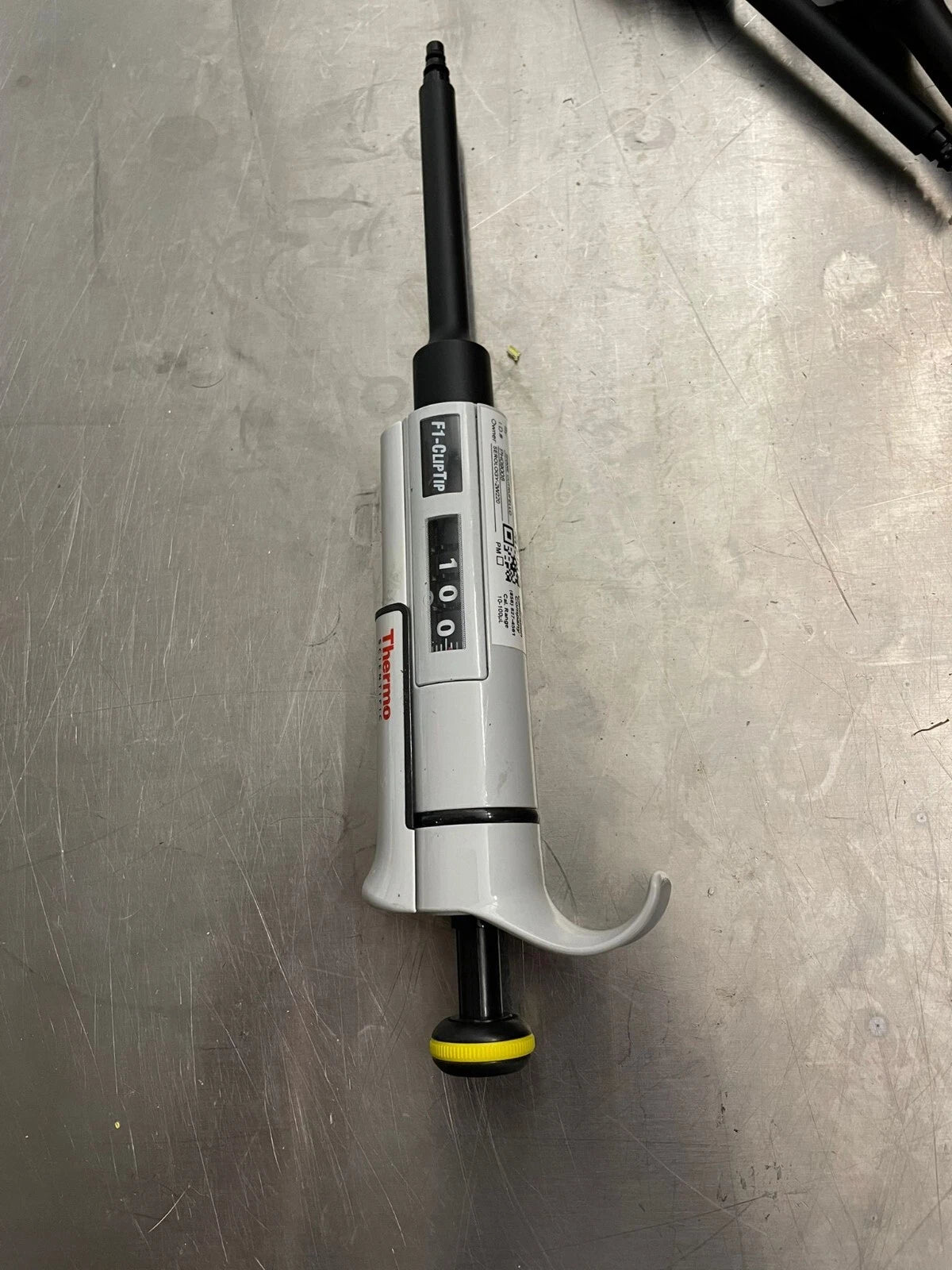 Thermo Scientific™ F1-ClipTip™ 20- 200 uL Single Channel Pipette