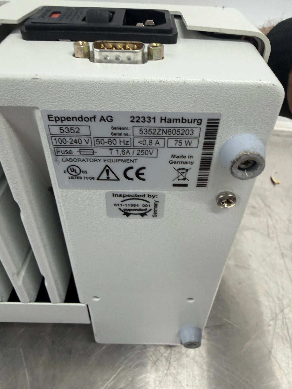 Eppendorf 5352 ThermoStat Plus Dry Bath Incubator