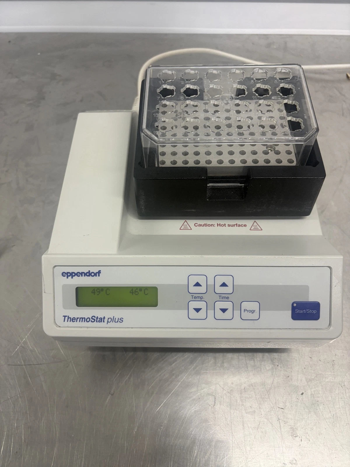 Eppendorf 5352 ThermoStat Plus Dry Bath Incubator