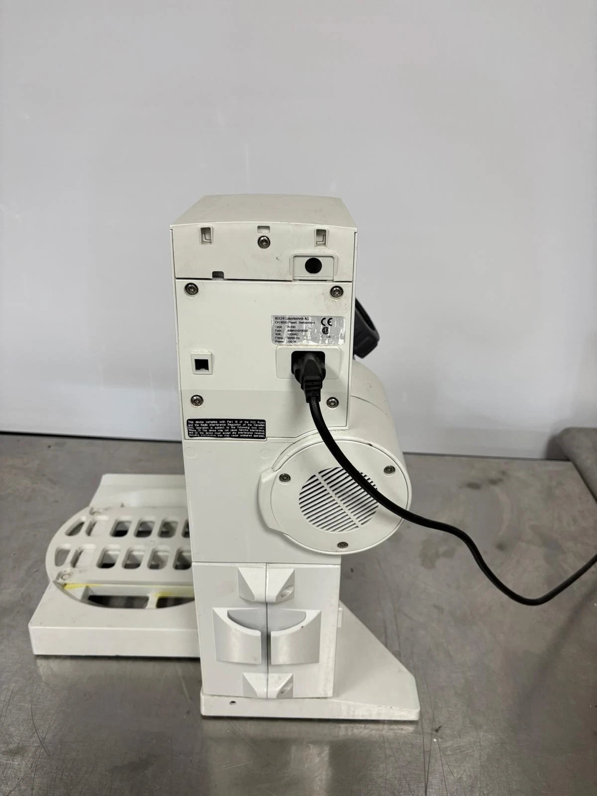 Buchi Rotavapor R-200 Rotary Evaporator W/ B-490 Heating Bath