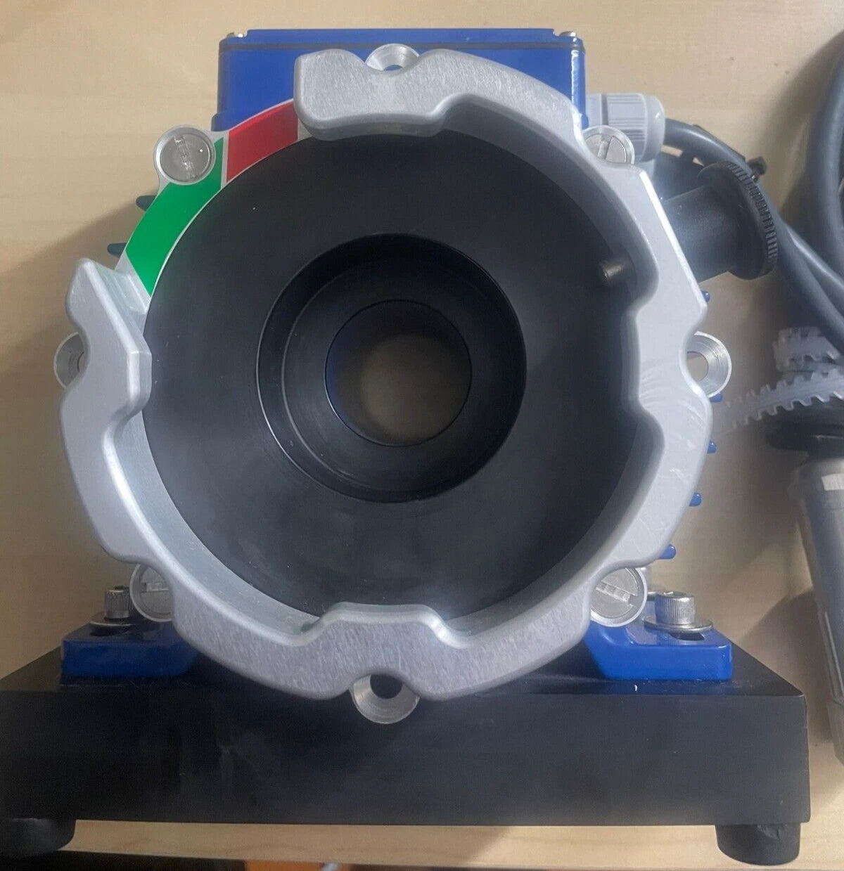 Levitronix LP MOTOR LPM-600.3 (48V, 3m PVC, AMP Circular) serial no: 080711-4003