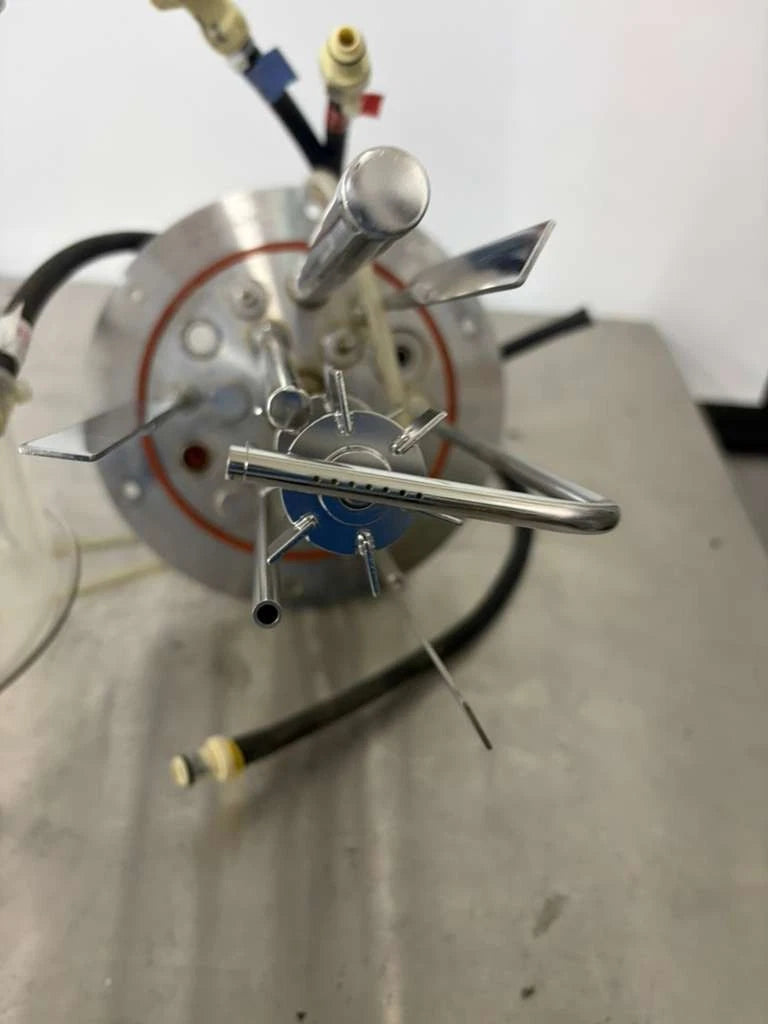 Applikon Biotechnology 3L Glass Bioreactor Vessel with Stainless Steel Headplate