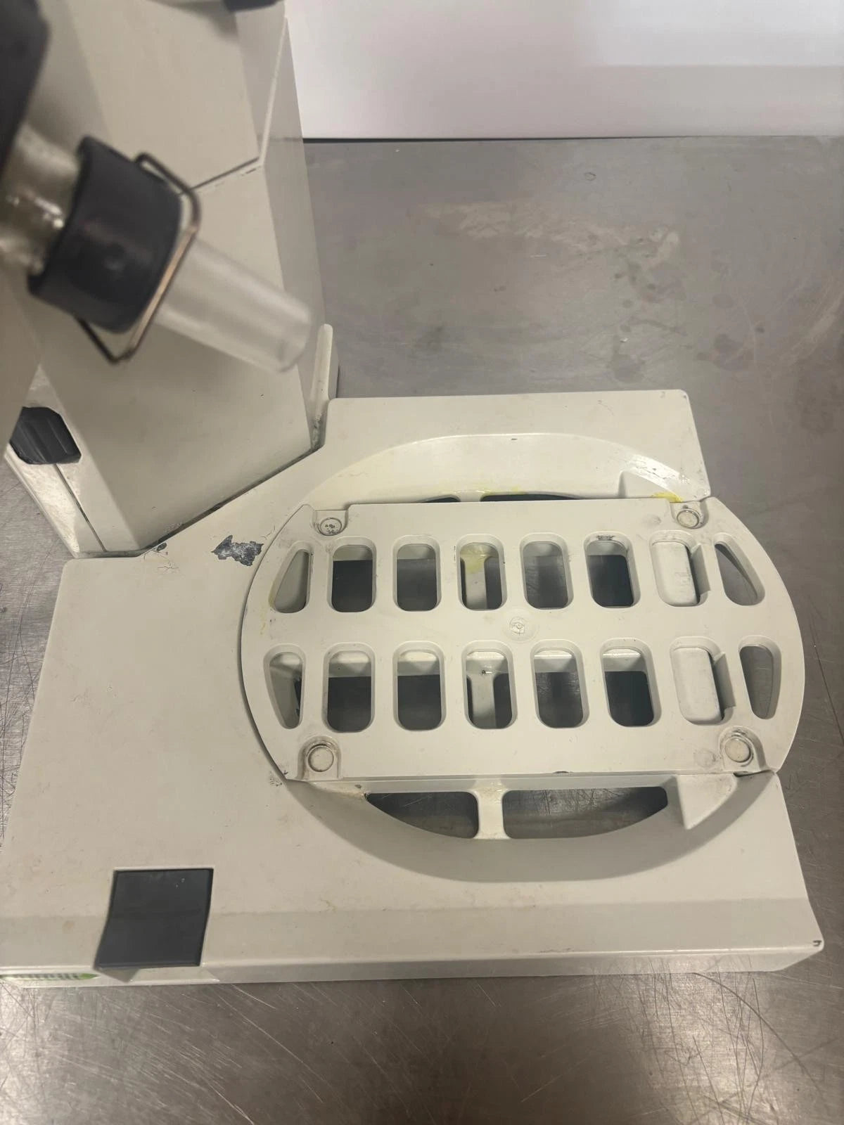 Buchi Rotavapor R-200 Rotary Evaporator W/ B-490 Heating Bath