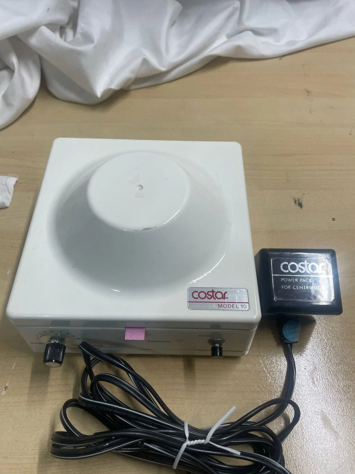 Costar Model 10 Mini Centrifuge 6 Fixed Position Angled Rotor Microcentrifuge