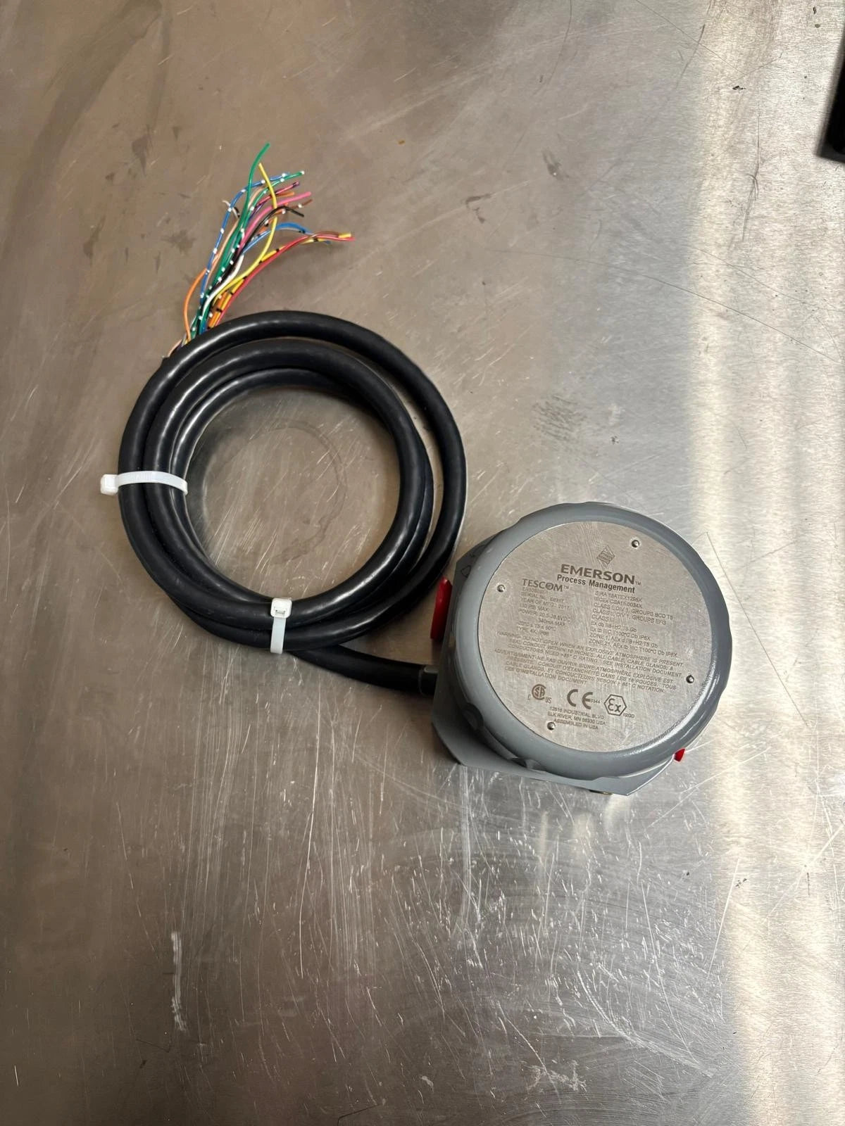 Emerson Tescom ER5050SI-1 Electropneumatic Actuator Controller, Series ER5000