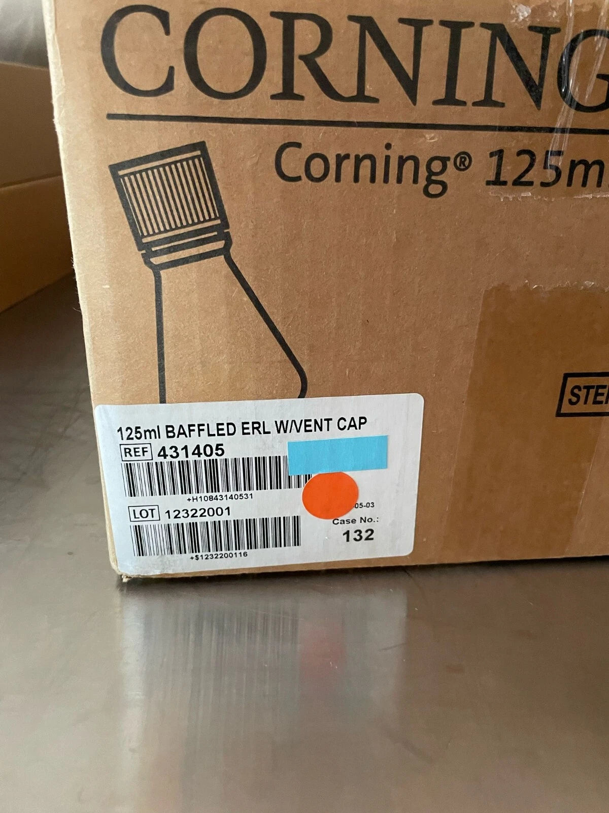 Corning 431405 125ml Baffled Polycarbonate Erlenmeyer Flask with Vent Cap 50/cas