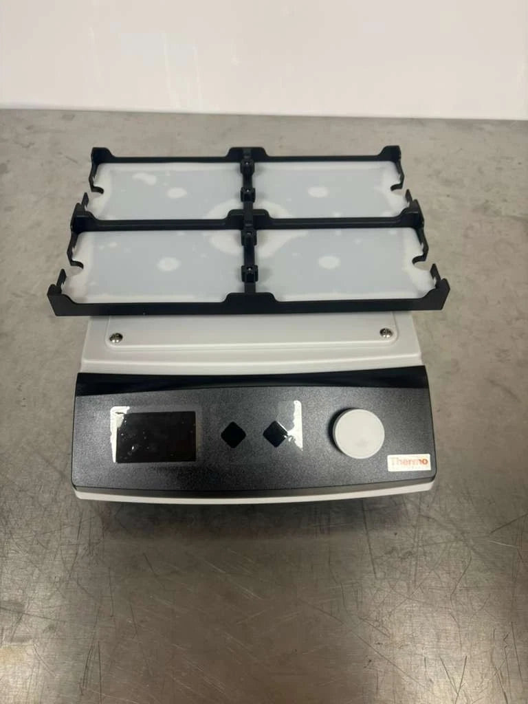 Thermo Scientific Compact Digital Microplate Shaker 150 - 1200 RPM