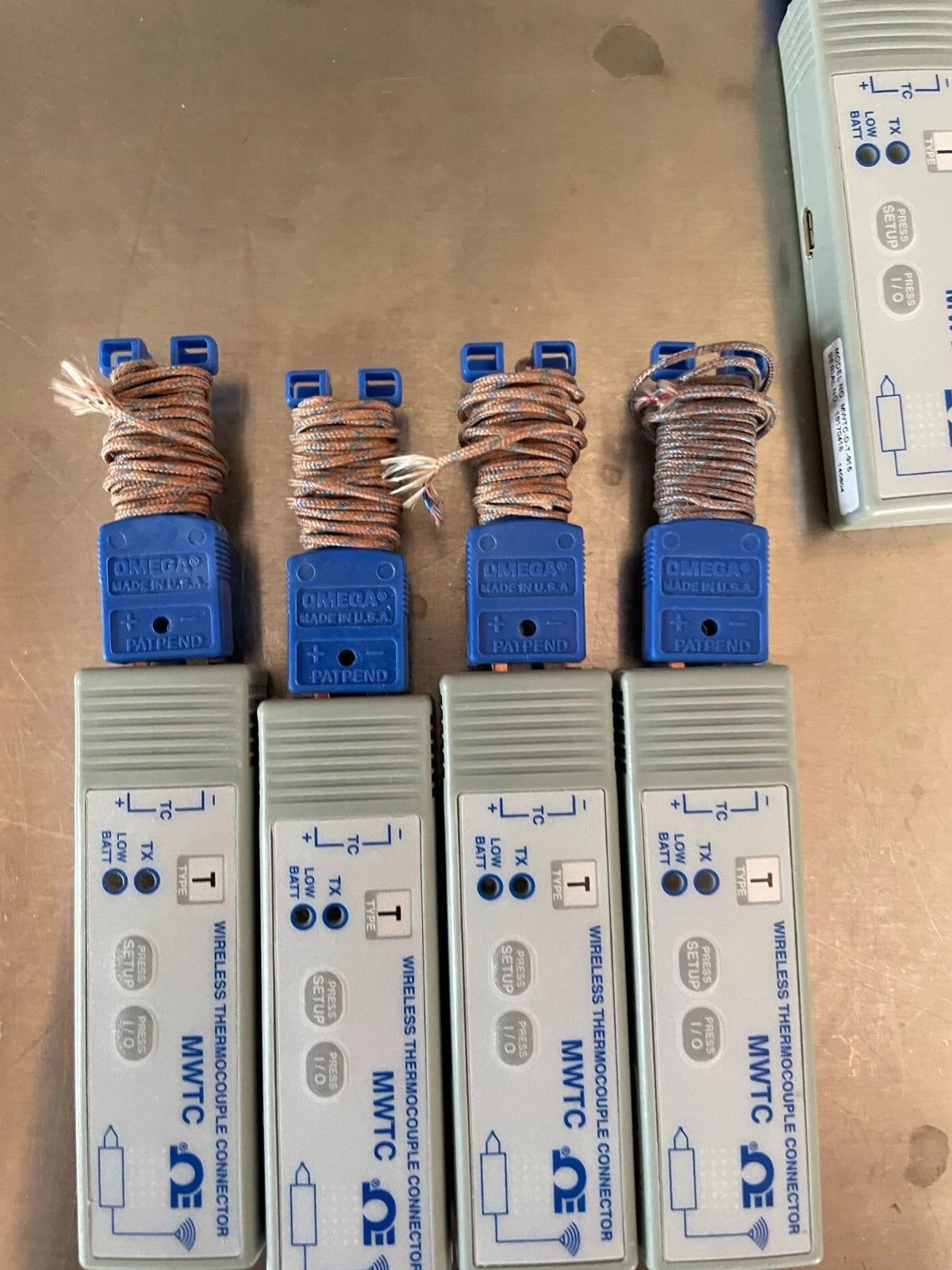 OMEGA ENGINEERING MWTC-D-T-915/N / MWTCDT915N lot of 7 USED